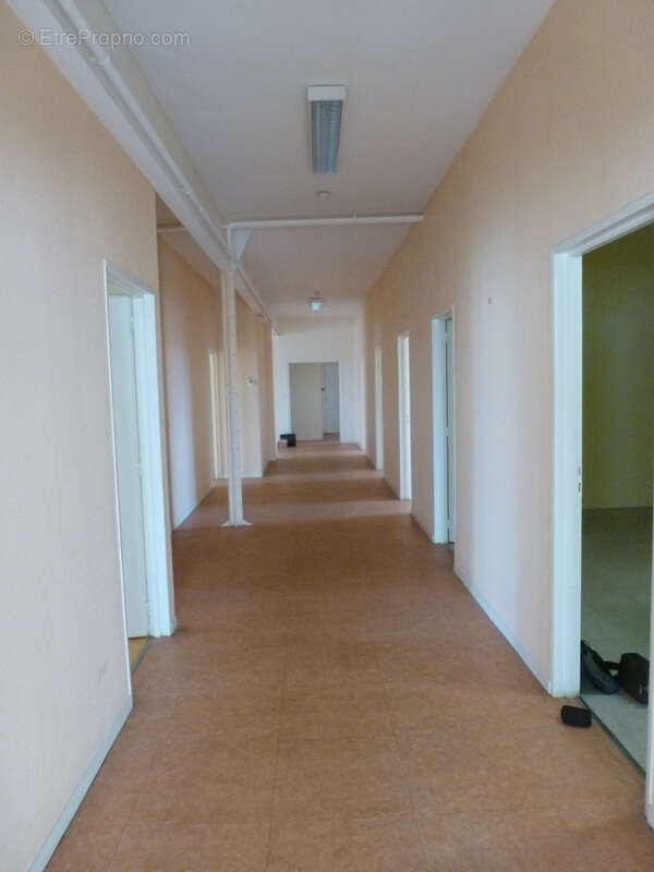 Commerce à CHAUMONT