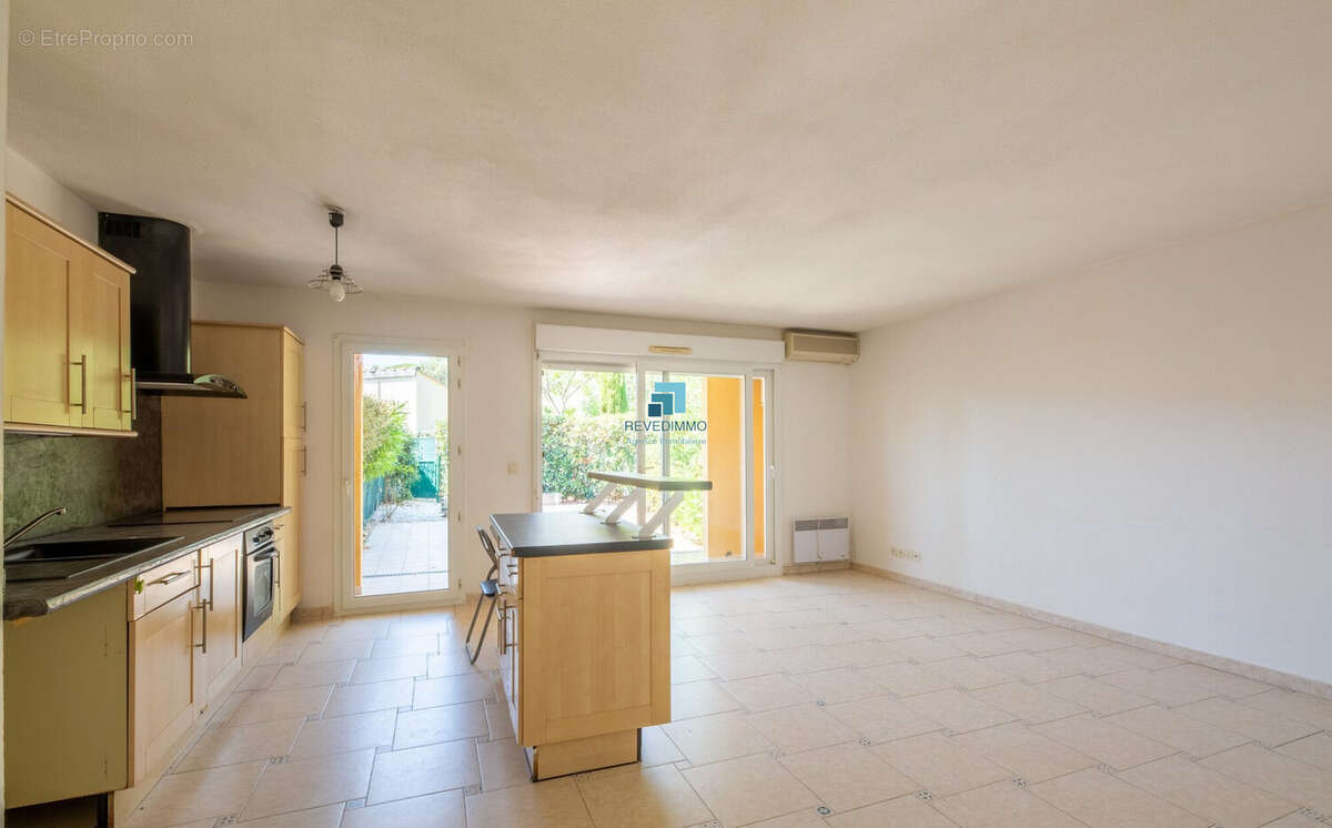 Appartement à FREJUS