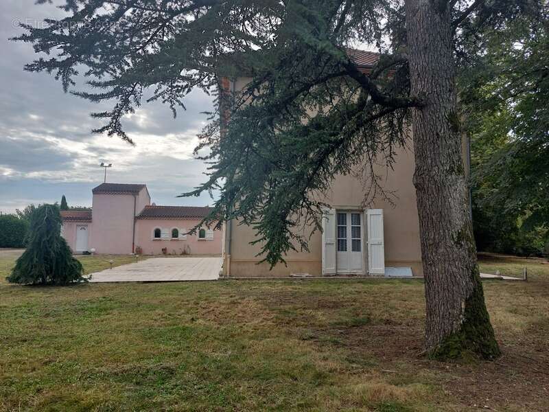 Maison à POULAN-POUZOLS