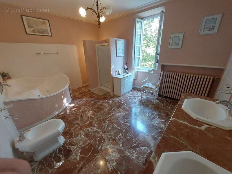 Maison à POULAN-POUZOLS