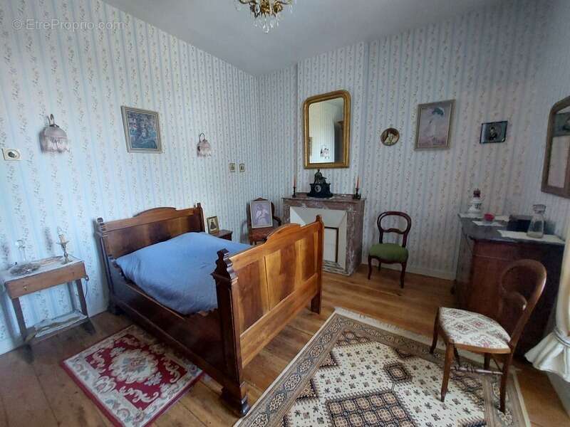 Maison à POULAN-POUZOLS