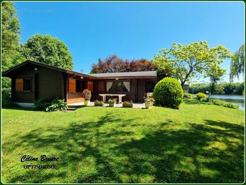 Maison à MEZY-SUR-SEINE