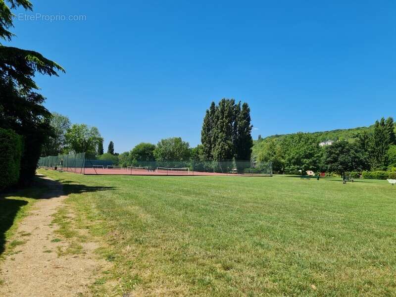 Maison à MEZY-SUR-SEINE
