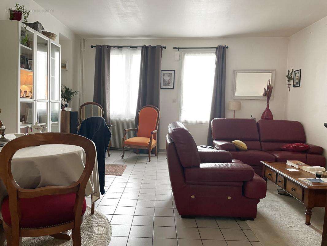 Maison à CHATELLERAULT