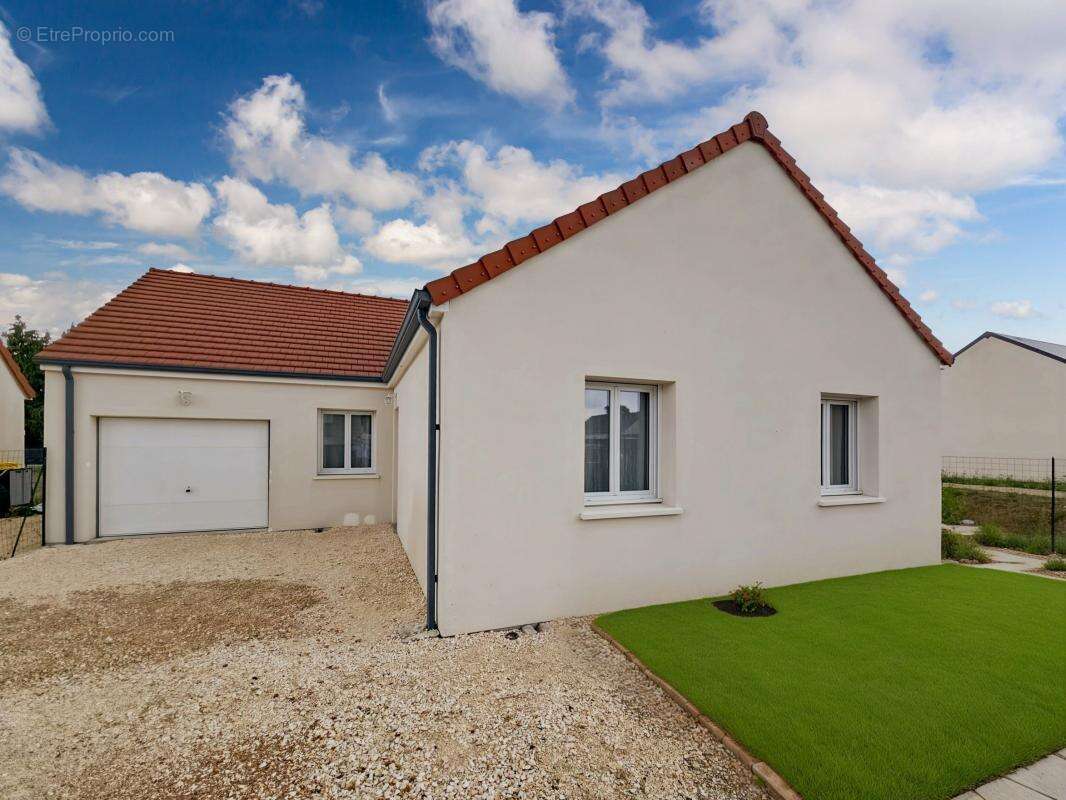 Maison à CHATEAUNEUF-SUR-LOIRE