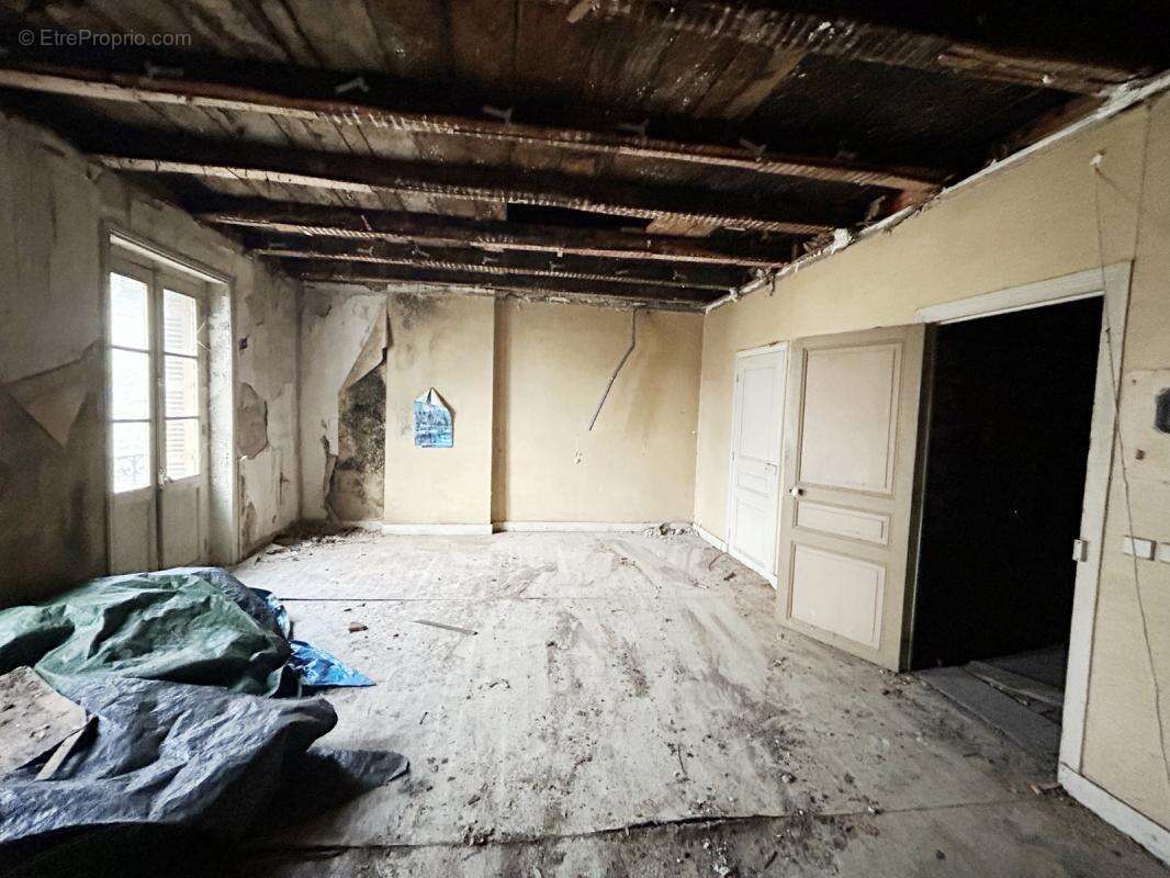 Commerce à SOUILLAC