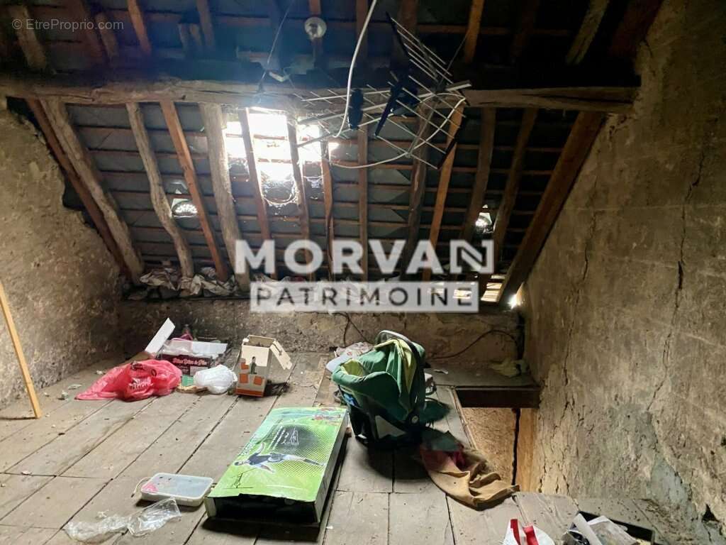 Maison à SAINT-SAULGE