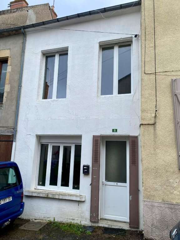 Maison à SAINT-SAULGE