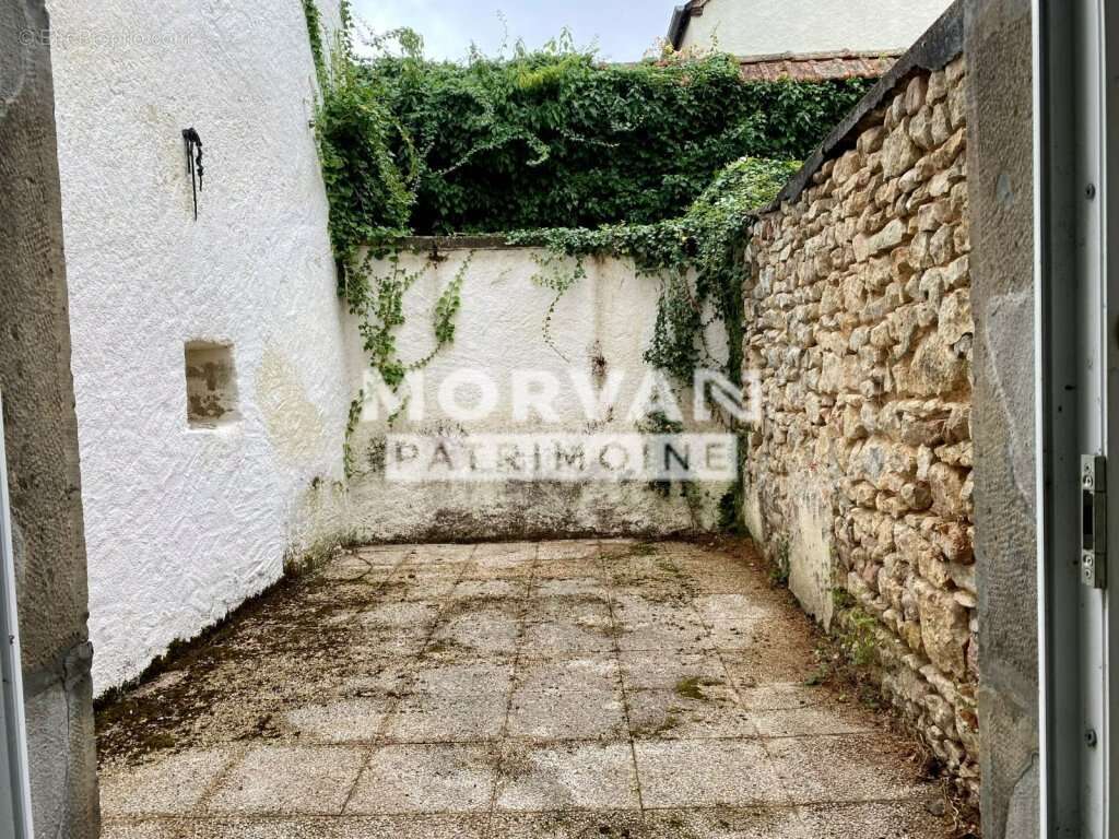 Maison à SAINT-SAULGE