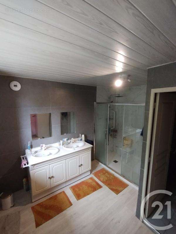 Maison à MONTATAIRE