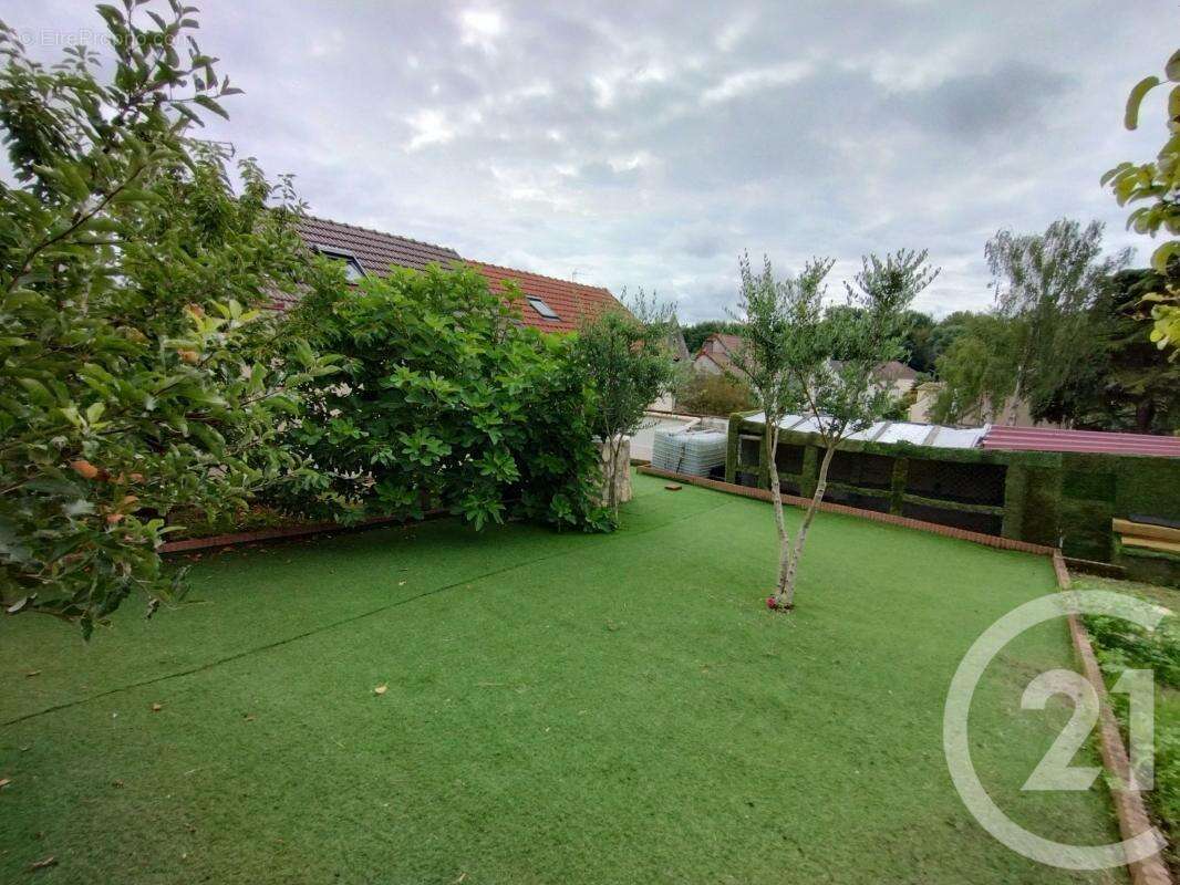 Maison à MONTATAIRE