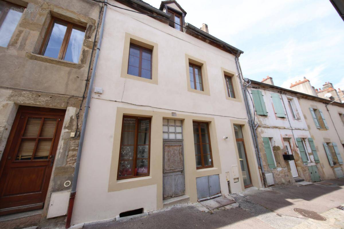 Appartement à AUTUN