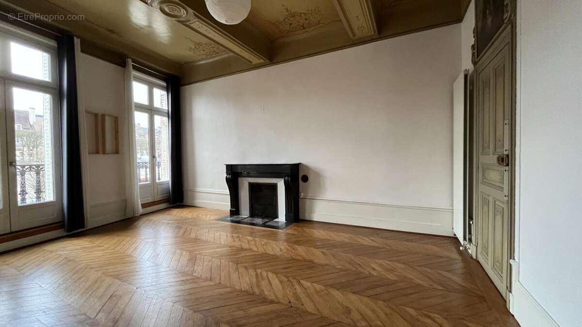 Appartement à AUTUN