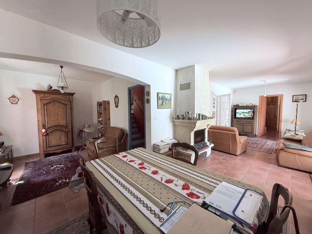 Maison à SAINT-PANTALEON