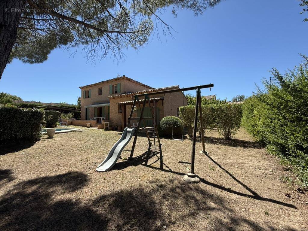 Maison à SAINT-PANTALEON