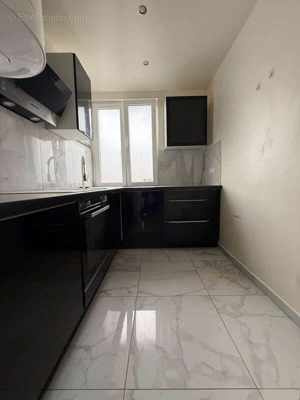 Appartement à LE BLANC-MESNIL