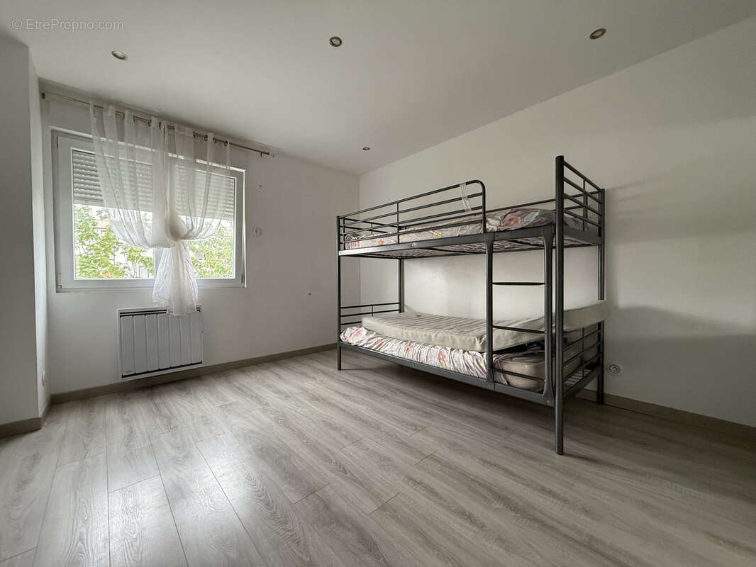 Appartement à LE BLANC-MESNIL