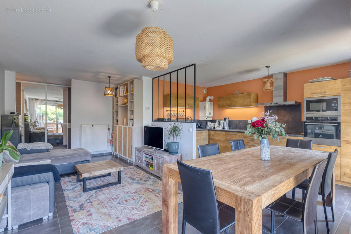 Appartement à TENCIN