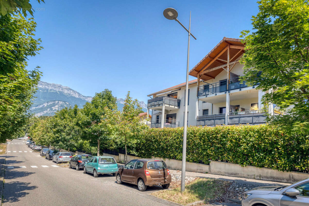 Appartement à TENCIN