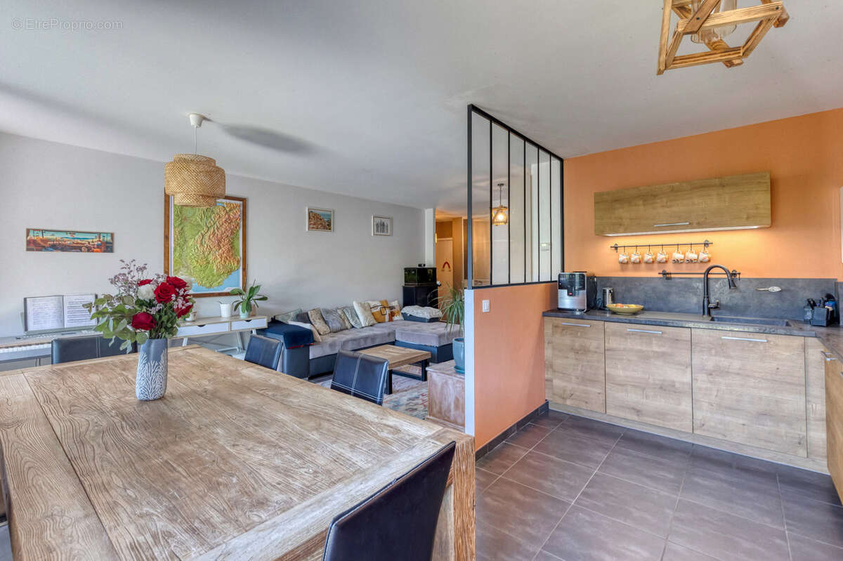 Appartement à TENCIN