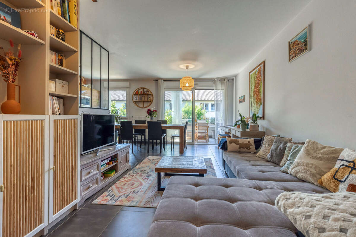 Appartement à TENCIN