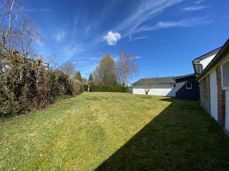 Maison à SAINT-MARTIN-DE-BOSCHERVILLE