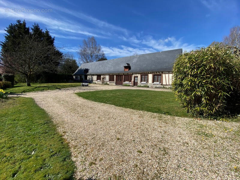 Maison à SAINT-MARTIN-DE-BOSCHERVILLE