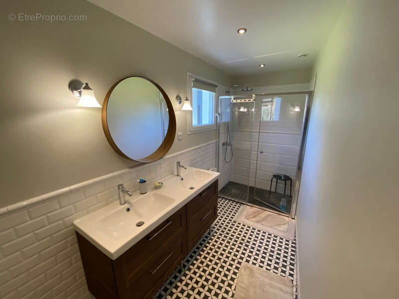 Maison à SAINT-MARTIN-DE-BOSCHERVILLE