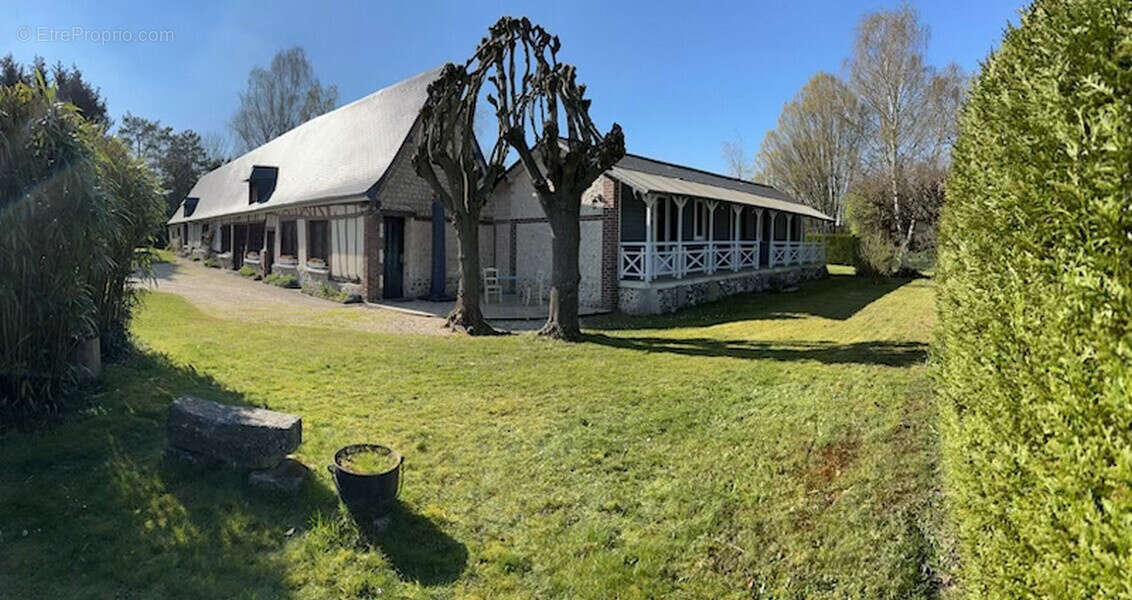 Maison à SAINT-MARTIN-DE-BOSCHERVILLE
