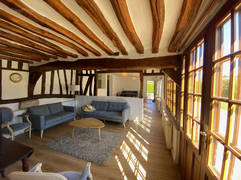 Maison à SAINT-MARTIN-DE-BOSCHERVILLE