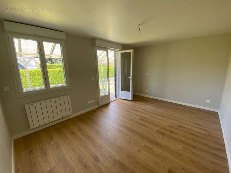 Maison à SAINT-MARTIN-DE-BOSCHERVILLE