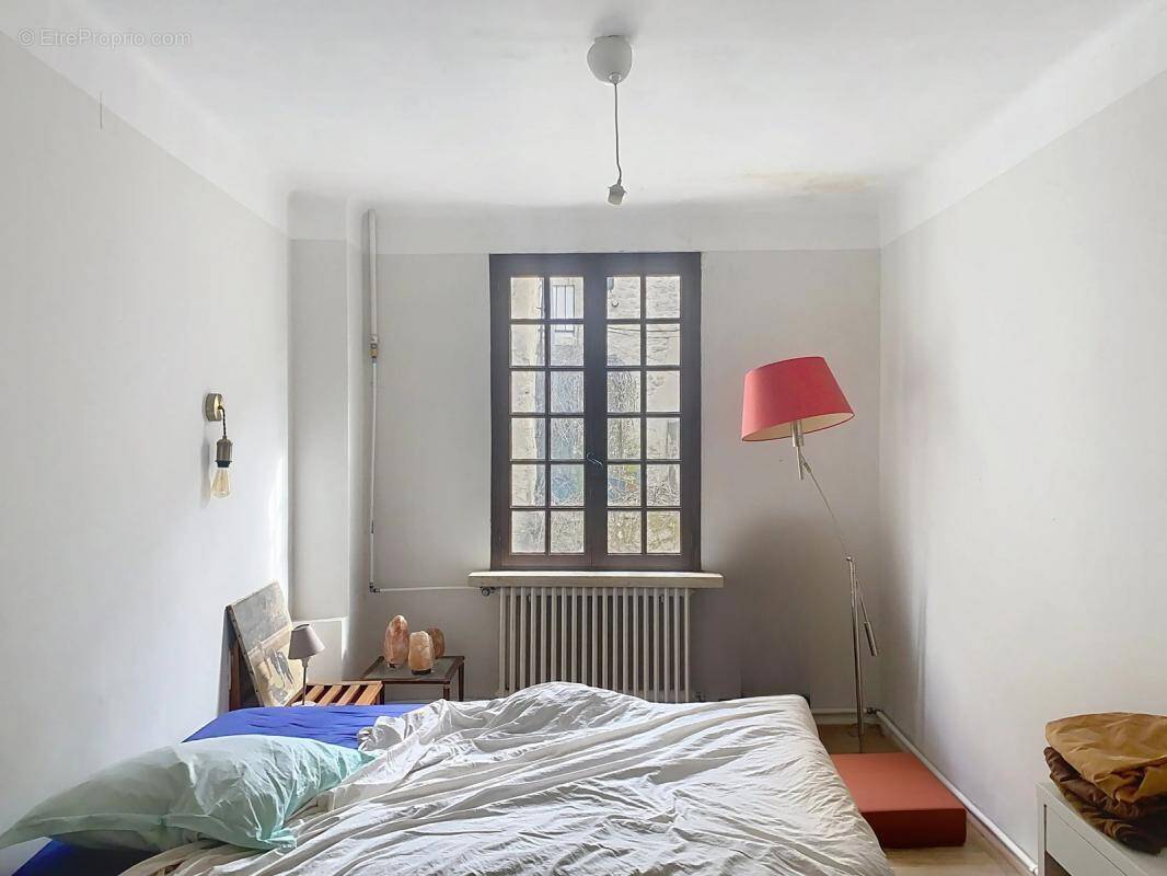 Appartement à VILLENEUVE-LES-AVIGNON