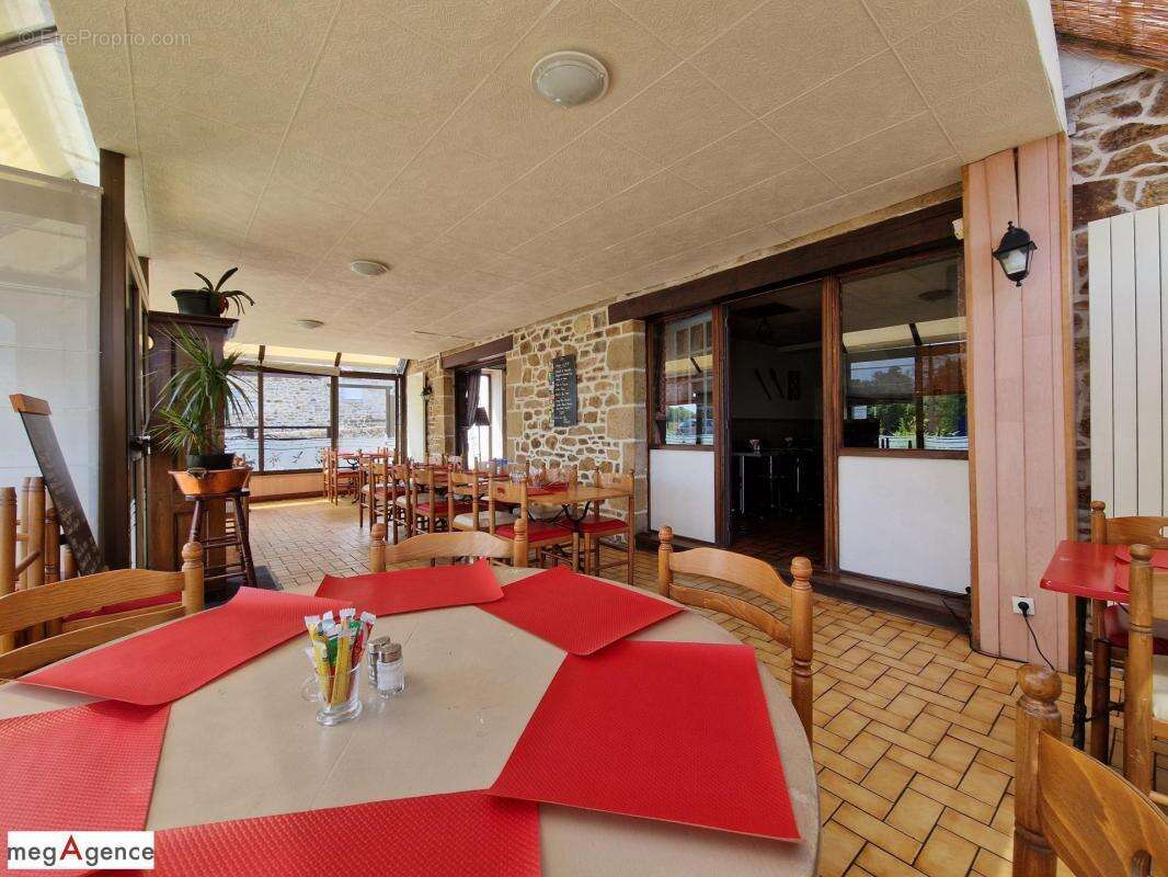 Commerce à LAMBALLE