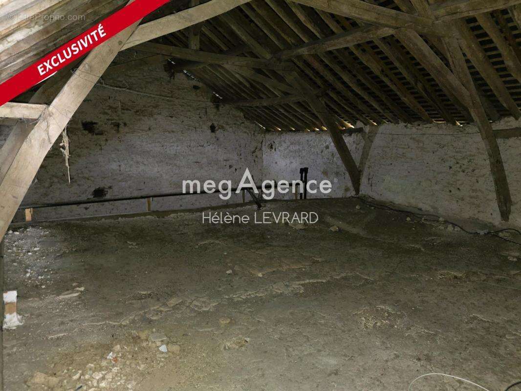 Maison à SAINT-PIERRE-SUR-ORTHE