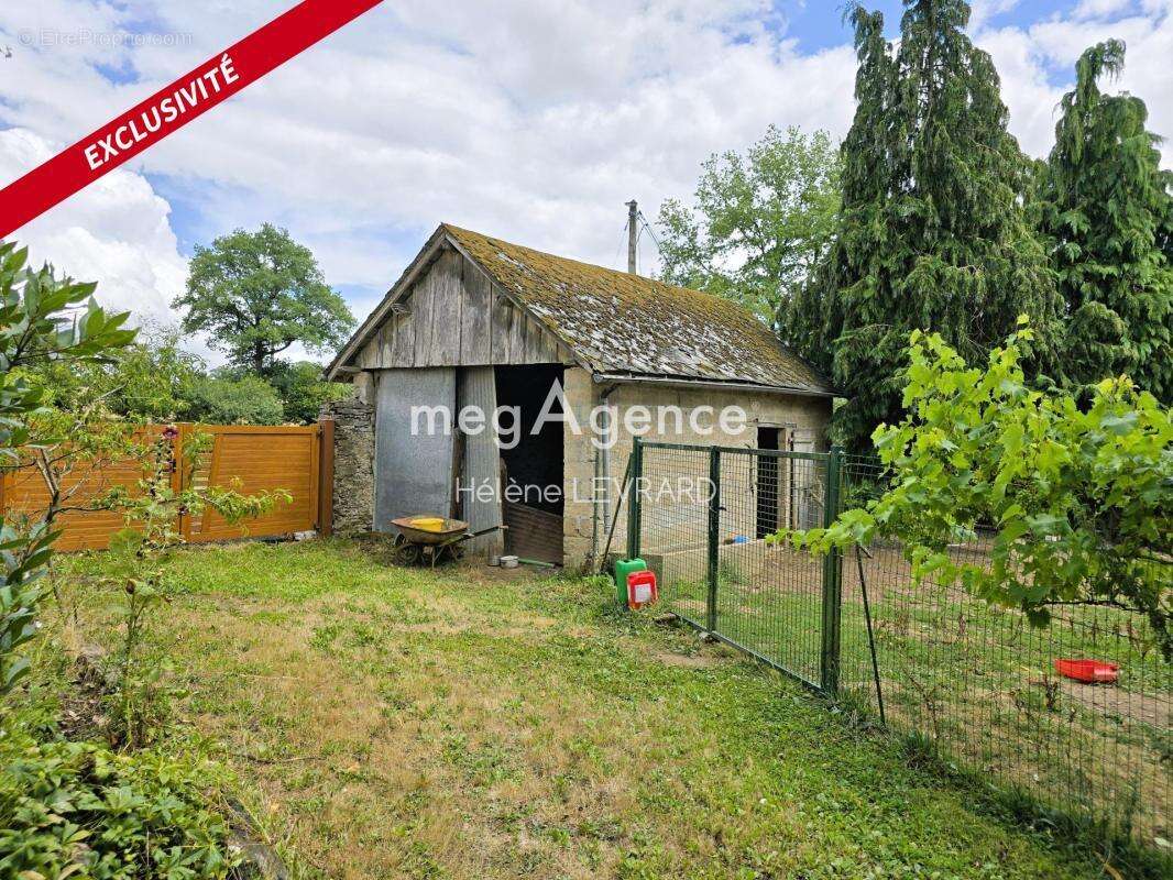 Maison à SAINT-PIERRE-SUR-ORTHE