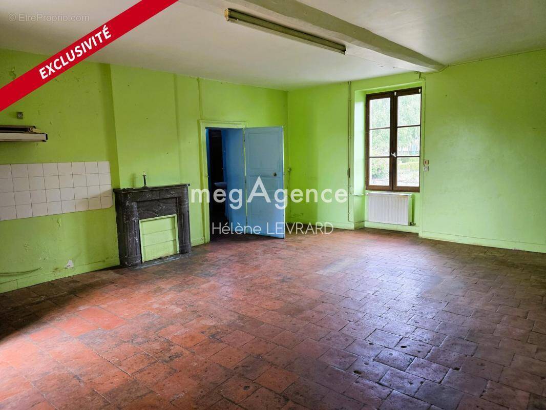 Maison à SAINT-PIERRE-SUR-ORTHE