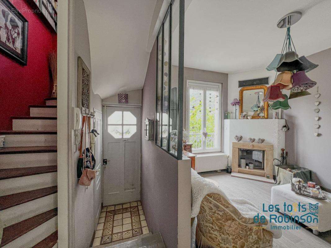 Maison à LE PLESSIS-ROBINSON