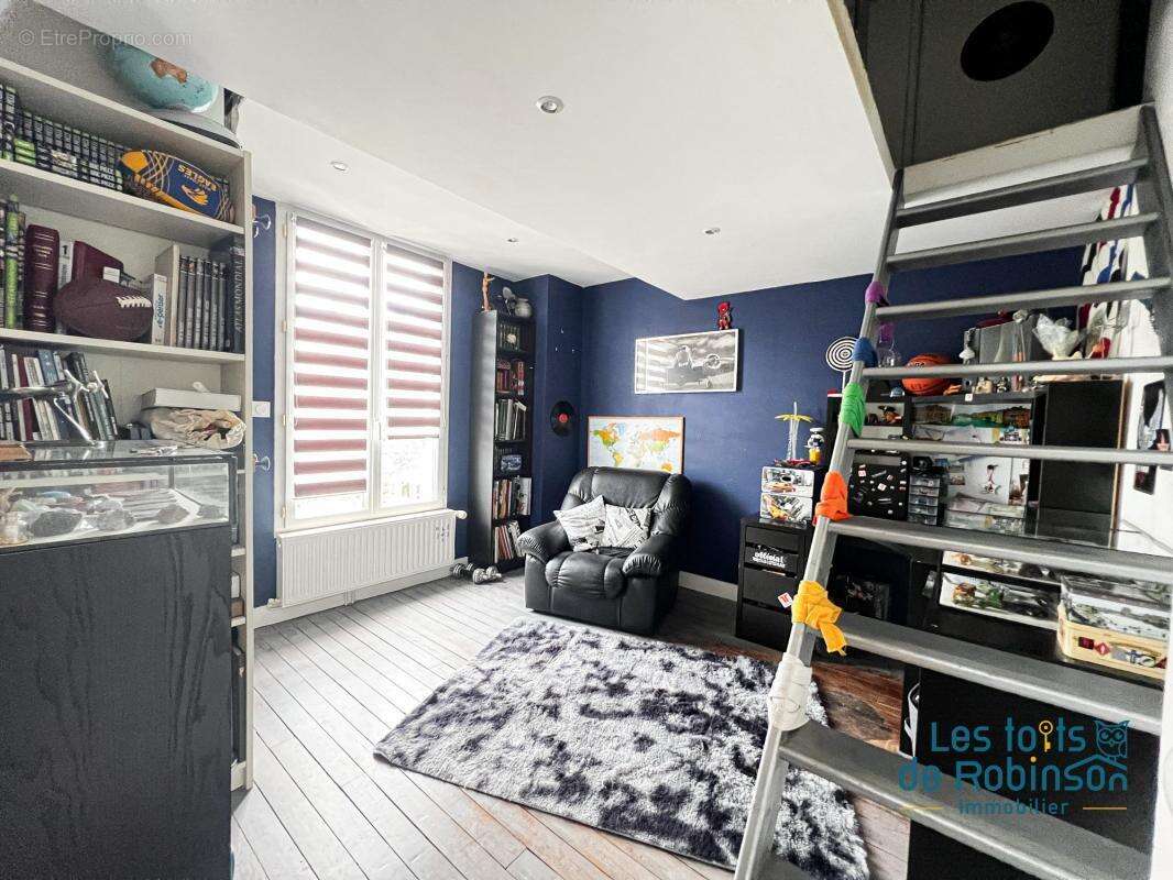 Maison à LE PLESSIS-ROBINSON