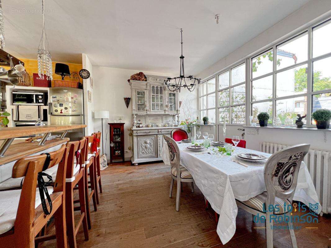 Maison à LE PLESSIS-ROBINSON