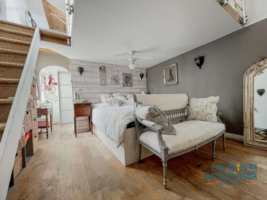 Maison à LE PLESSIS-ROBINSON