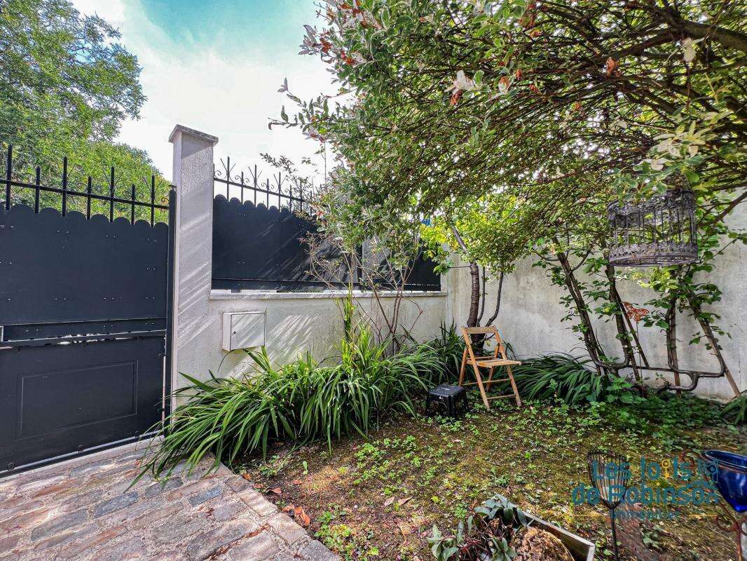 Maison à LE PLESSIS-ROBINSON