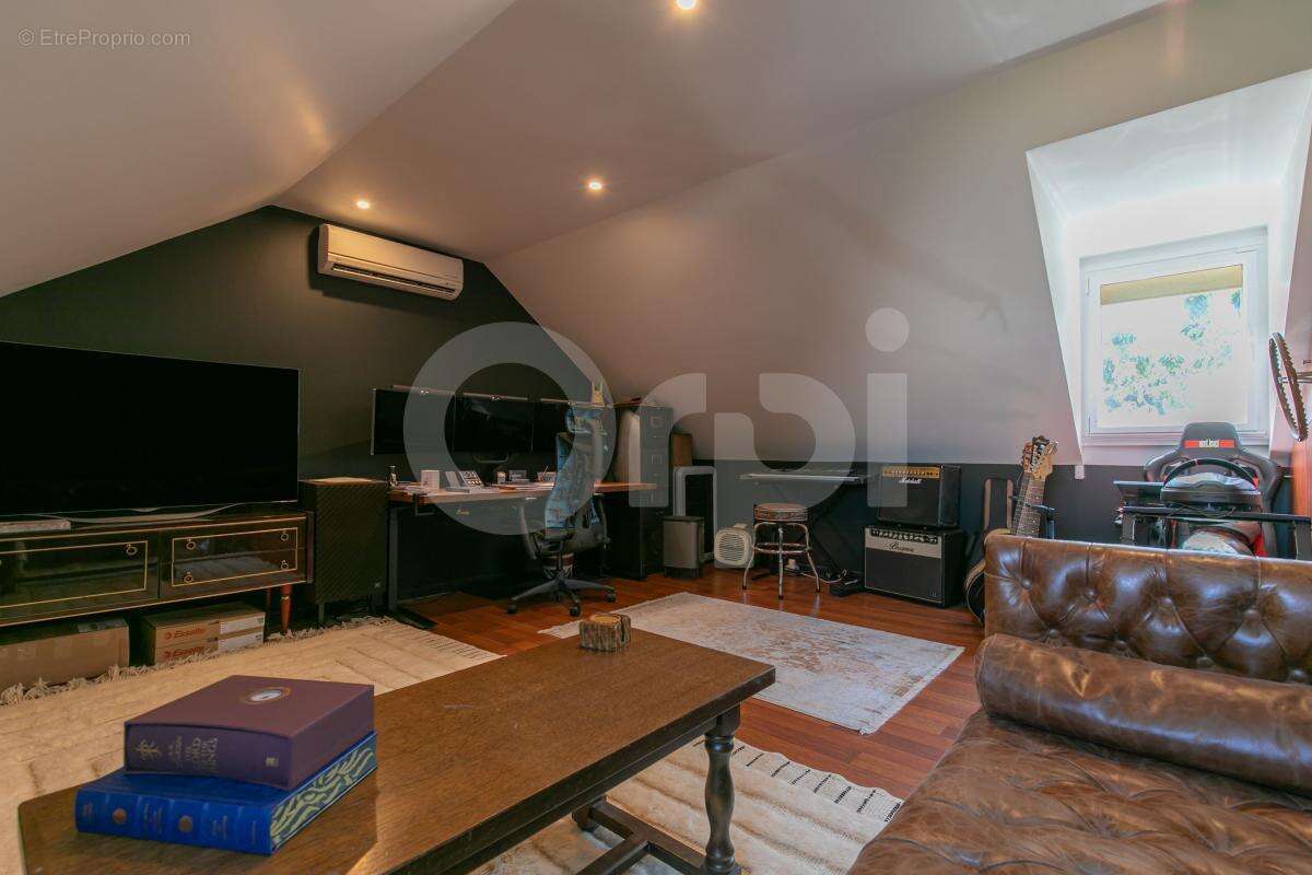 Maison à MAROLLES-EN-BRIE