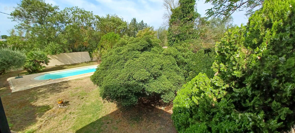 Maison à SAINT-GILLES