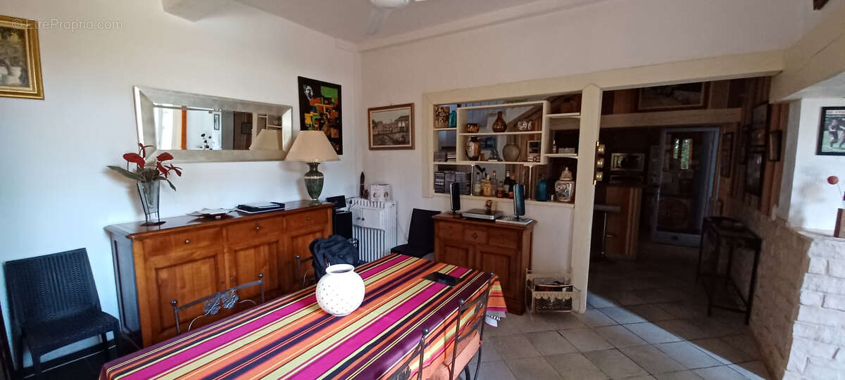 Maison à SAINT-GILLES