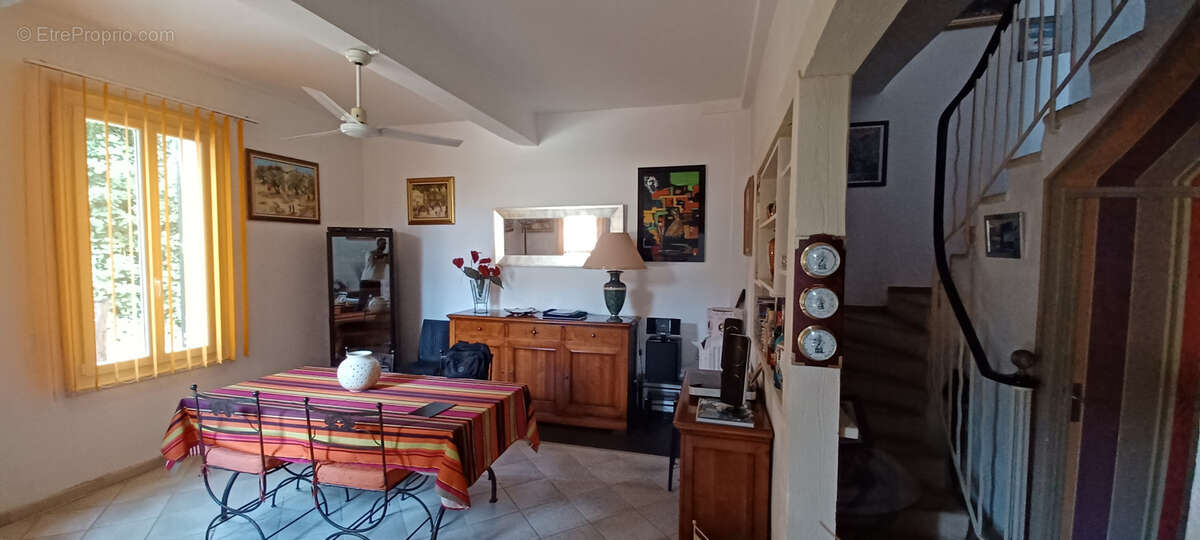 Maison à SAINT-GILLES