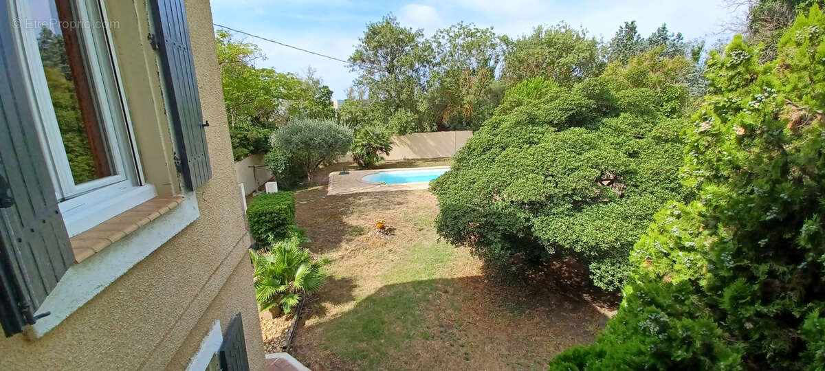 Maison à SAINT-GILLES