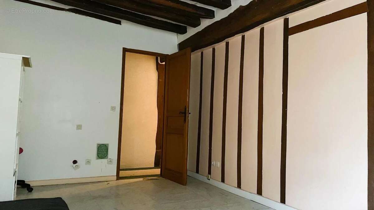 Maison à BENNECOURT