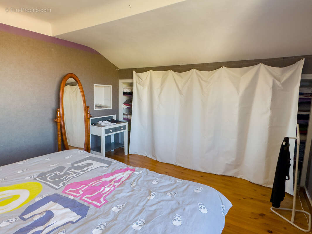 Maison à LIVRON-SUR-DROME