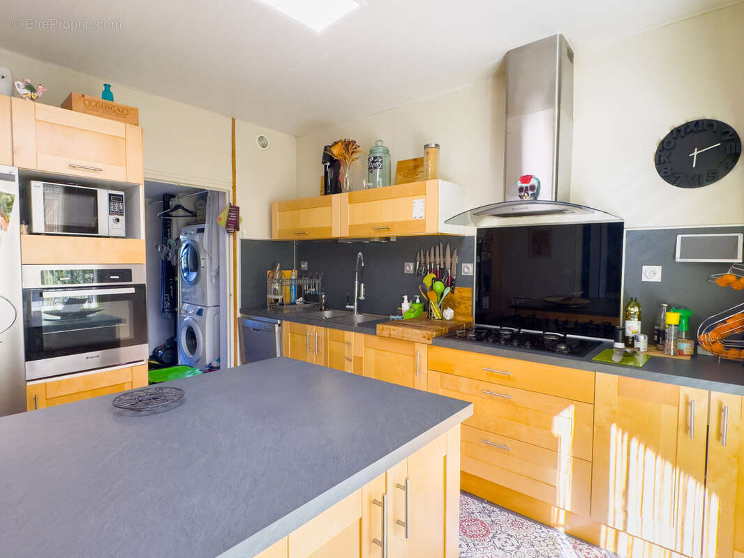 Maison à LIVRON-SUR-DROME