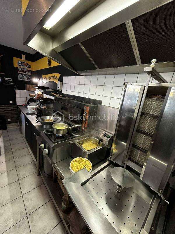 Commerce à SAINT-ROME-DE-TARN